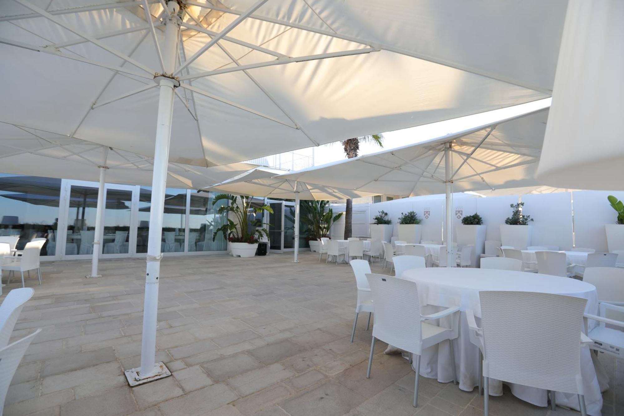 Lafayette Hotel 4*